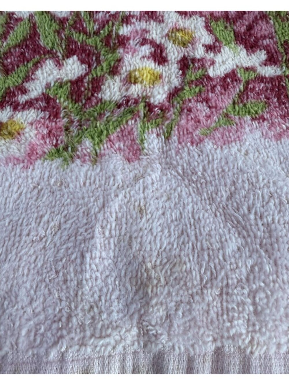Vintage Sears Floral Print Bathroom Hand Towels Pink Daisy Design Cotton Blend - Picture 6 of 6